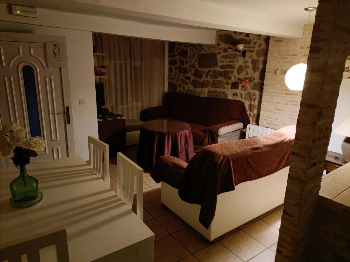 Apartamento O Casa Rural Roquemar Guijo de Granadilla ภายนอก รูปภาพ